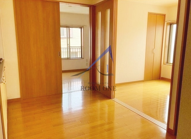 居室・リビング　洋室のお部屋です。