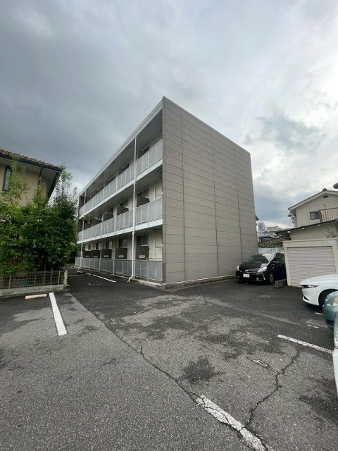 庭　同物件別号室の写真です。