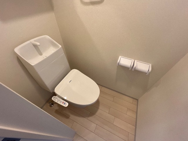 トイレ　図面と現状に相違がある場合には現状を優先