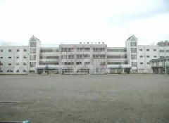 小学校　府中市立府中第二小学校（小学校）まで298m