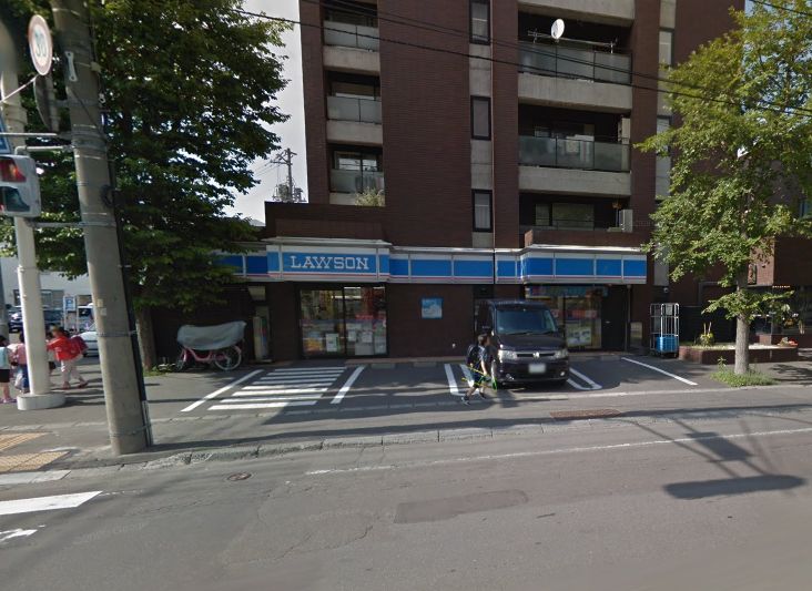 コンビニ　ローソン札幌南14条西店（コンビニ）まで178m