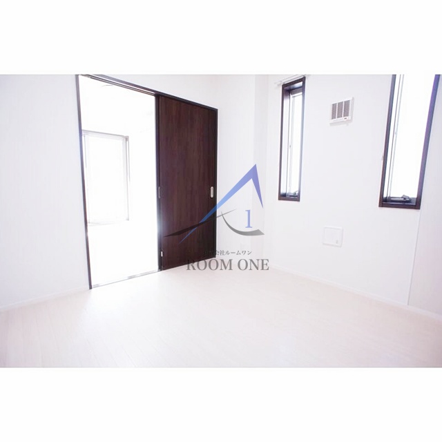 居室・リビング　洋室のお部屋です。