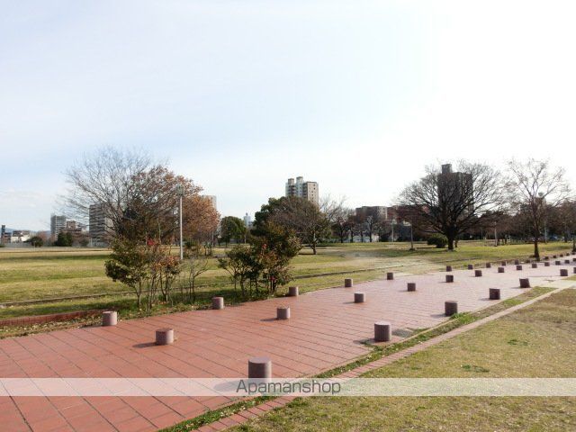 公園　難波宮跡公園（公園）まで785m