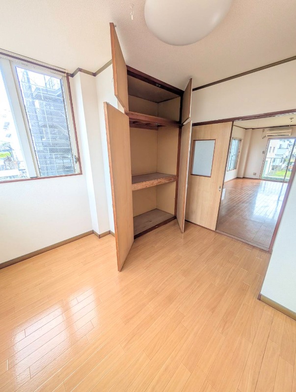 収納　２０１号室の室内写真になります