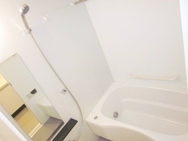 バス・シャワールーム　同タイプ間取りのお写真です