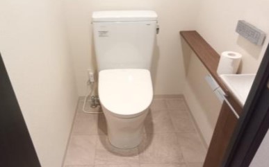 トイレ　別部屋参考写真