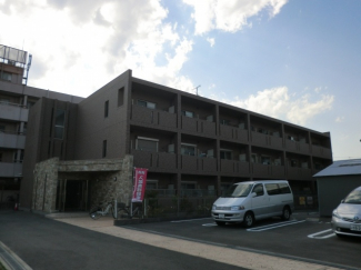 駐車場　ヴェルセゾン公園前