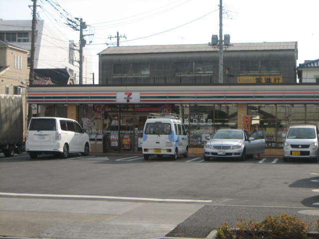 コンビニ　セブンイレブン足立竹の塚1丁目店（コンビニ）まで110m