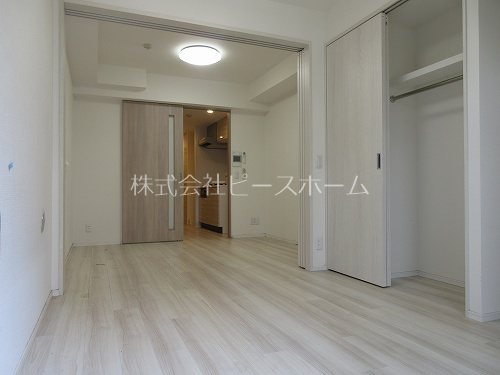 居室・リビング　※別号室参考写真
