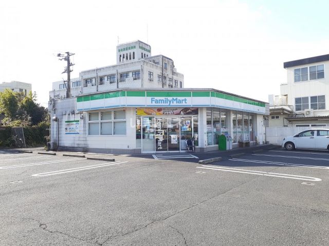コンビニ　ファミリーマート蔵原店（コンビニ）まで450m