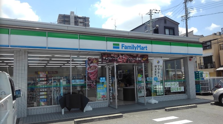 コンビニ　ファミリーマート 堺日置荘原寺店（コンビニ）まで359m