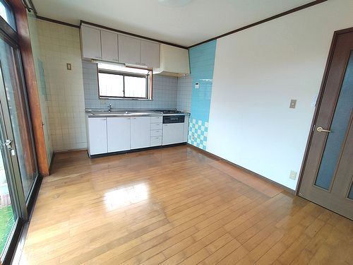 ＪＲ常磐線 南中郷駅 徒歩36分 2階建 築30年のキッチン写真