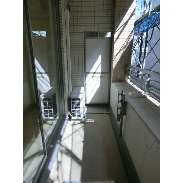バルコニー　※別部屋の参考写真です。