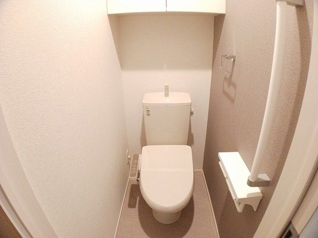 ヒカルサ土浦滝田IIのトイレ写真
