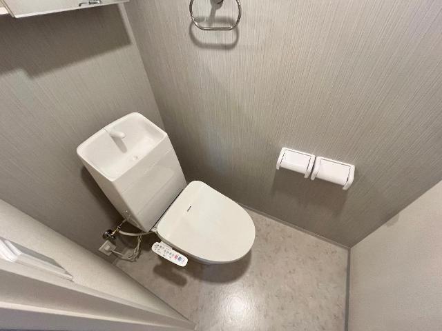 トイレ　シャワー付トイレ