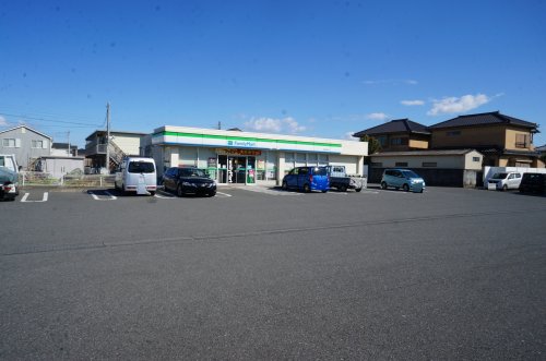 コンビニ　ファミリーマート 高萩東本町店（コンビニ）まで522m