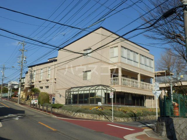幼稚園・保育園　高坂幼稚園（幼稚園・保育園）まで536m
