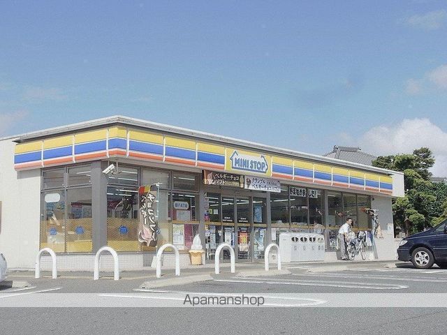 コンビニ　ミニストップ（コンビニ）まで342m