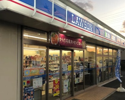 コンビニ　ローソン 北本深井三丁目店（コンビニ）まで452m