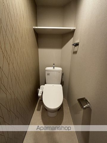 ＪＲ大阪環状線 福島駅 徒歩13分 13階建 築1年のトイレ写真