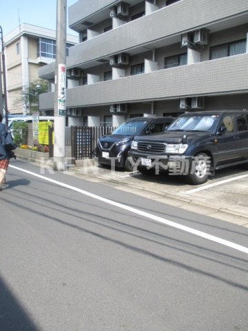 駐車場　駐車場です