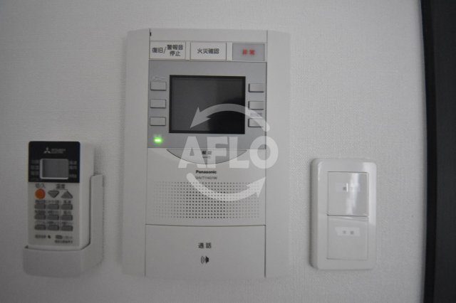 セキュリティ　S-RESIDENCE西長堀　モニター付きインターホン