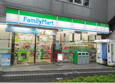 コンビニ　ファミリーマート 関口一丁目店（コンビニ）まで225m