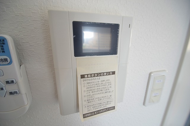 セキュリティ　モニター付きインターホンなので安心ですね☆