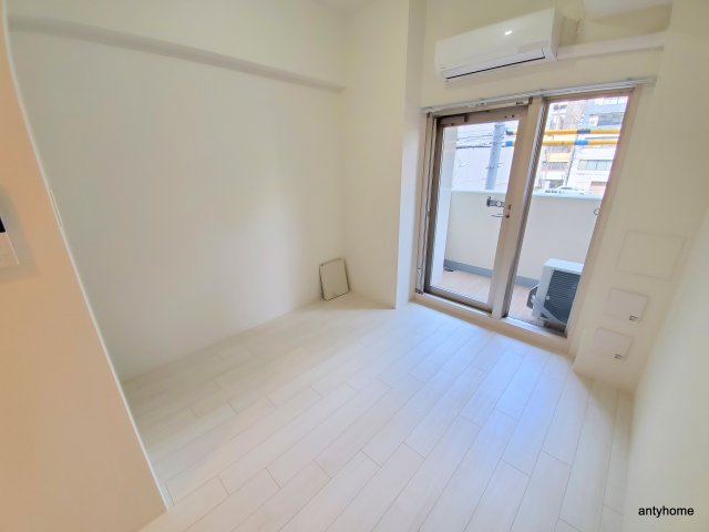 エスリードレジデンス大阪本町の居間写真
