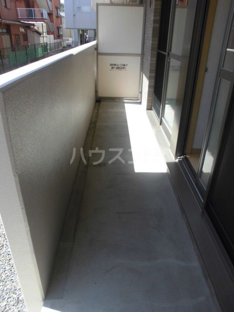 ＪＲ東海道本線 静岡駅 バス乗車時間：18分 最寄りバス停で下車 徒歩3分 4階建 築12年の内装写真