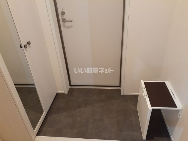 パナ・ハイツ見川 Bの玄関写真