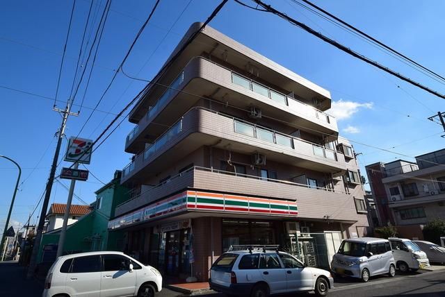 埼玉高速鉄道 南鳩ケ谷駅 徒歩8分 4階建 築36年の外観写真