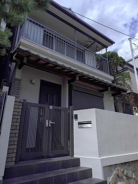 高羽町3丁目貸家Aの外観写真