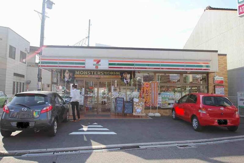 コンビニ　セブンイレブン名古屋栄生駅北店（コンビニ）まで131m