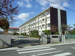 小学校　一宮市立末広小学校（小学校）まで560m