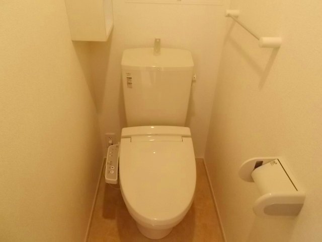 トイレ　コンパクトで使いやすいトイレです