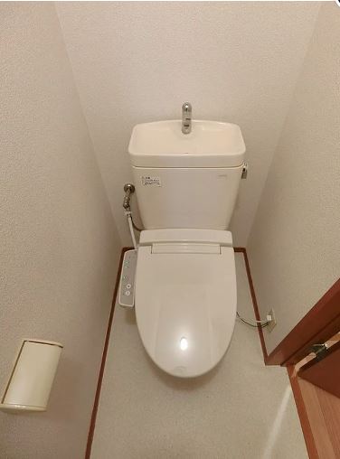 ＪＲ中央線 日野駅 徒歩11分 2階建 築24年のトイレ写真