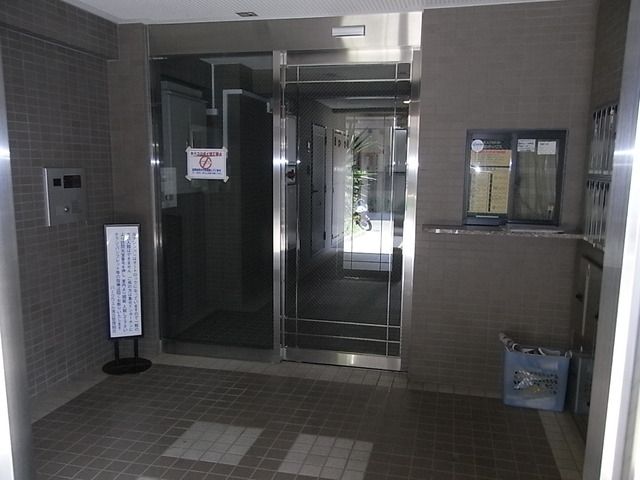 エントランス　エントランスオートロック