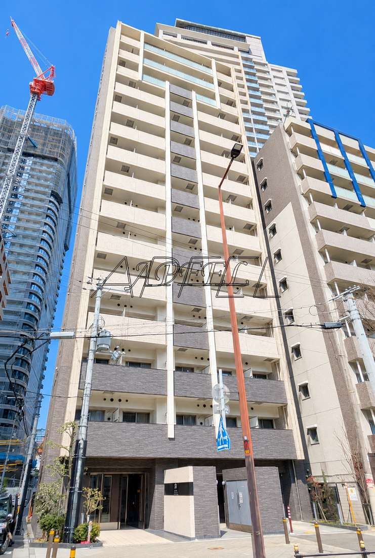 建物外観　クリスタルグランツ梅田