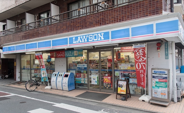 コンビニ　ローソン目黒中央町二丁目店（コンビニ）まで63m