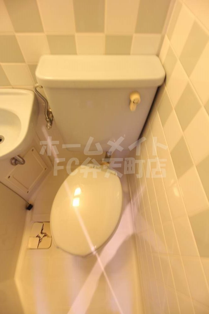トイレ　トイレもきれいです