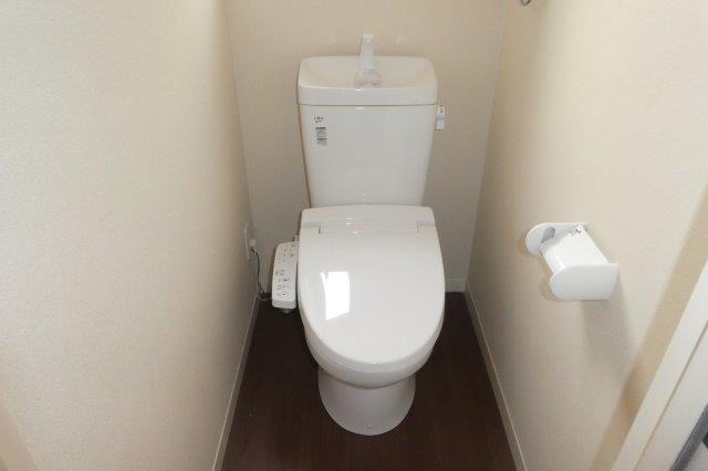 トイレ　ウォシュレット