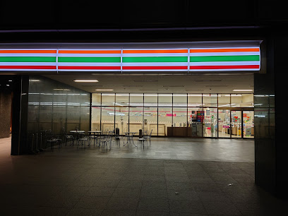コンビニ　セブンイレブン 名古屋新栄1丁目店（コンビニ）まで141m