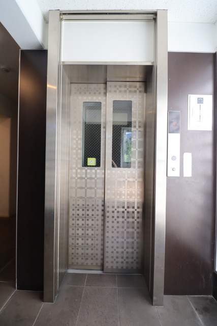 その他共有部分　エレベーター１基