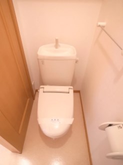 メゾン・アリコヴェールのトイレ写真