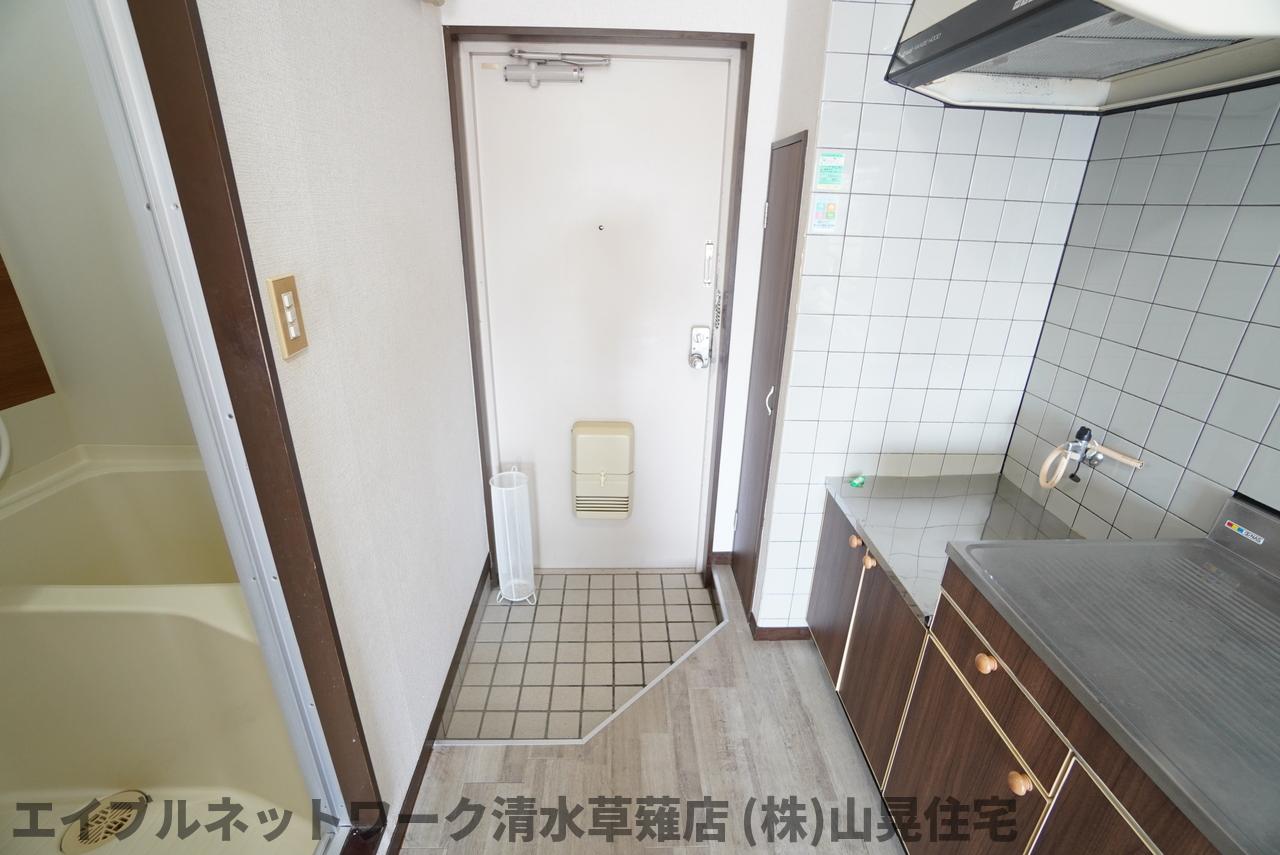 玄関　明るい玄関です