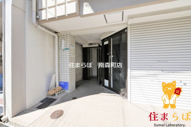 エントランス　共用部の印象も大切に