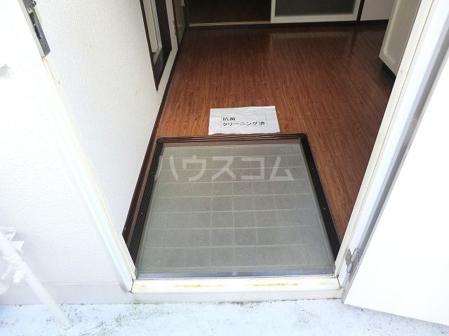 アーバンライフジュネスの玄関写真