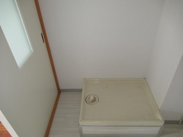 その他設備　室内洗濯置場です