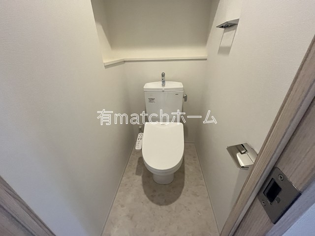 地下鉄御堂筋線 東三国駅 徒歩6分 15階建 築1年のトイレ写真